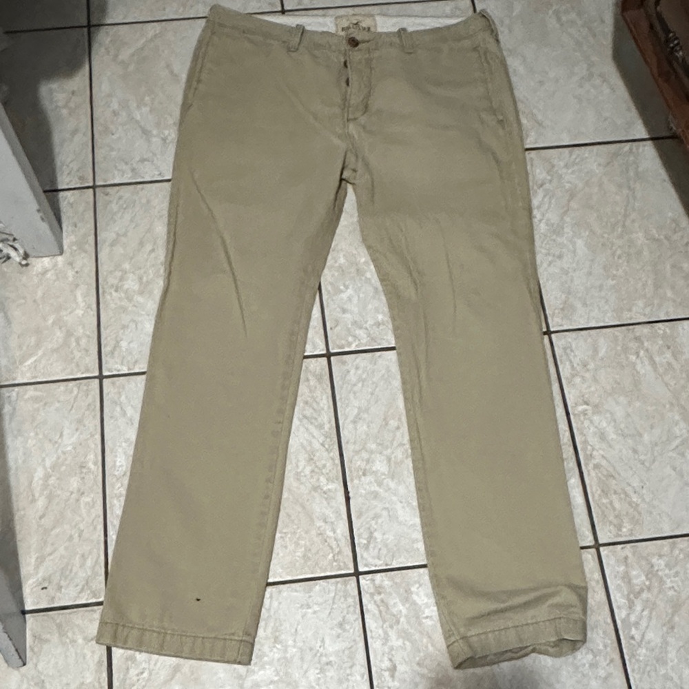 Hollister Men's Tan Chinos